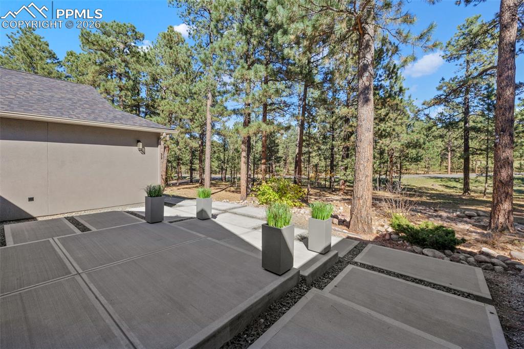 Colorado Springs, Colorado, 80908, United States, 4 Bedrooms Bedrooms, ,5 BathroomsBathrooms,Residential,Active,2014172