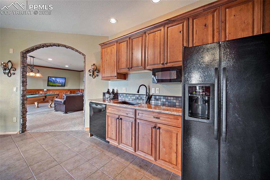 Colorado Springs, Colorado, 80908, United States, 5 Bedrooms Bedrooms, ,5 BathroomsBathrooms,Residential,Active,1954015