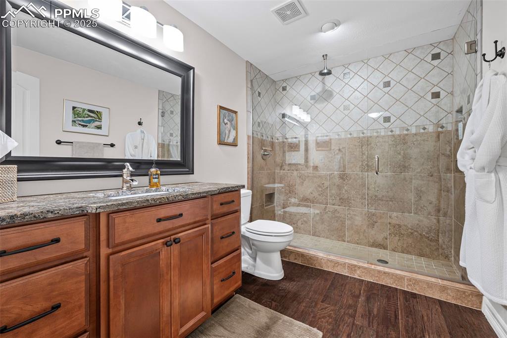 Colorado Springs, Colorado, 80906, United States, 4 Bedrooms Bedrooms, ,4 BathroomsBathrooms,Residential,Active,1914792