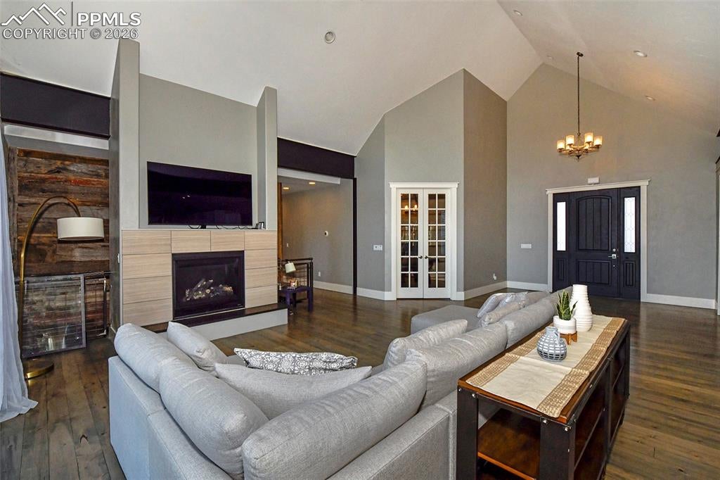 Colorado Springs, Colorado, 80908, United States, 7 Bedrooms Bedrooms, ,7 BathroomsBathrooms,Residential,Active,2015477