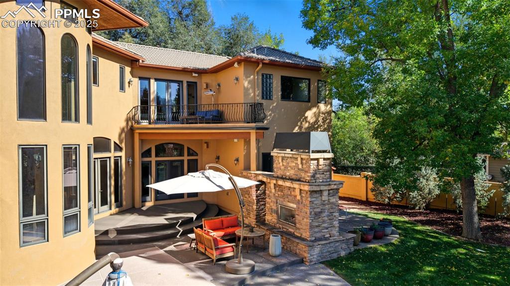 Colorado Springs, Colorado, 80906, United States, 5 Bedrooms Bedrooms, ,8 BathroomsBathrooms,Residential,Active,1992319