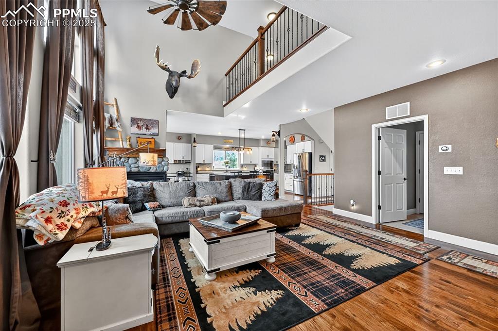 Monument, Colorado, 80132, United States, 5 Bedrooms Bedrooms, ,4 BathroomsBathrooms,Residential,Active,1990665