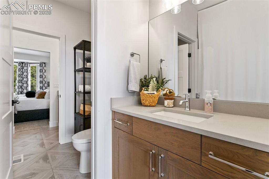 Monument, Colorado, 80132, United States, 6 Bedrooms Bedrooms, ,8 BathroomsBathrooms,Residential,Active,1992256