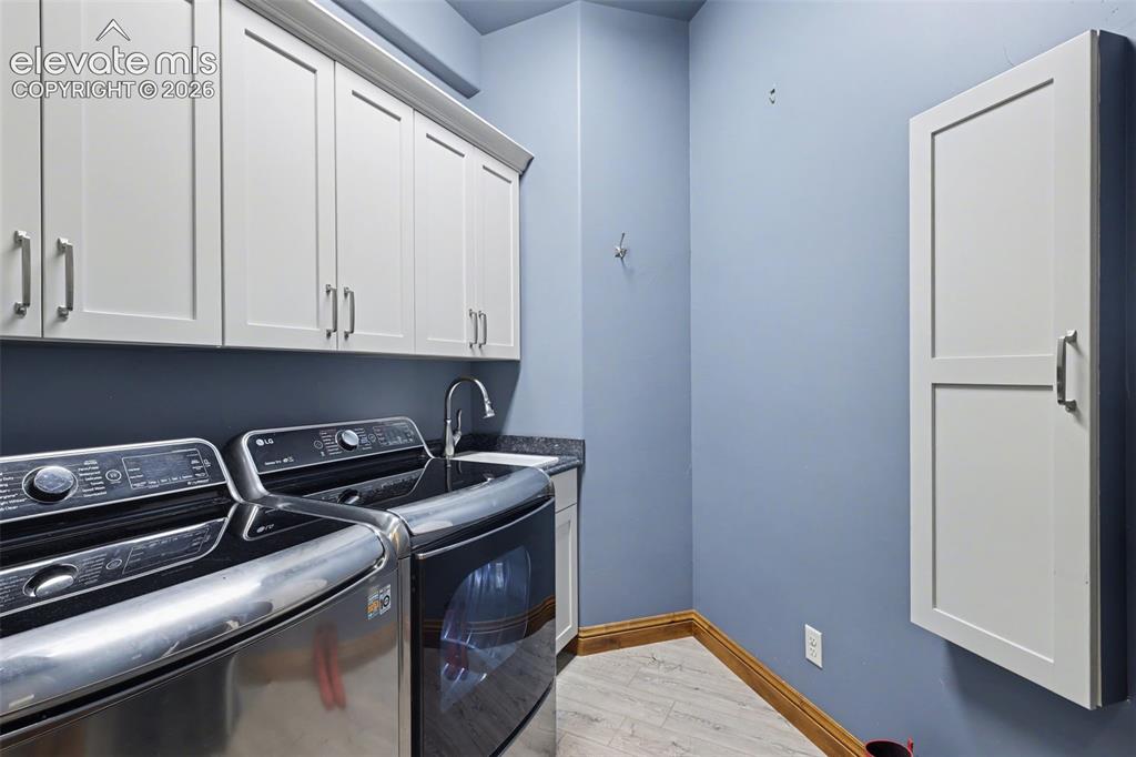 Colorado Springs, Colorado, 80906, United States, 2 Bedrooms Bedrooms, ,3 BathroomsBathrooms,Residential,Active,2045744