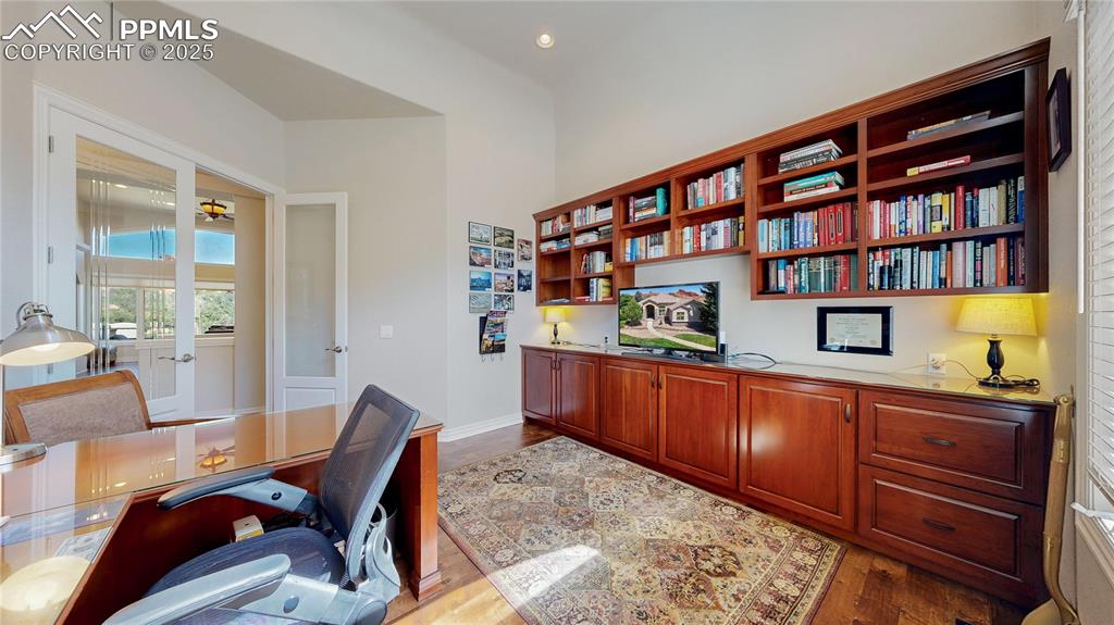 Littleton, Colorado, 80125, United States, 5 Bedrooms Bedrooms, ,4 BathroomsBathrooms,Residential,Active,1927660