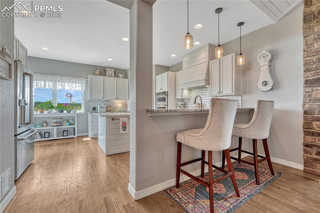 Colorado Springs, Colorado, 80908, United States, 4 Bedrooms Bedrooms, ,4 BathroomsBathrooms,Residential,Active,1992214