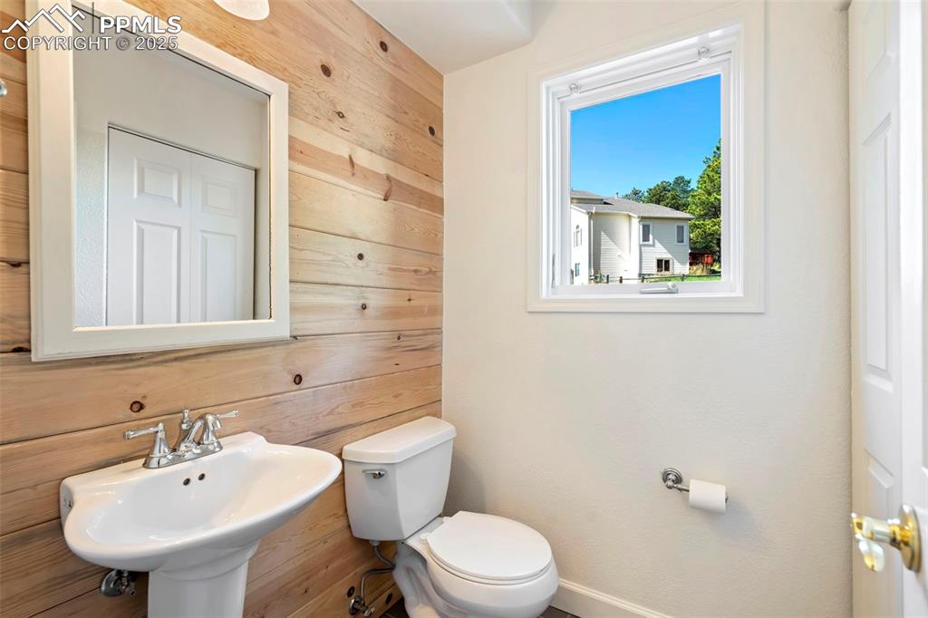 Monument, Colorado, 80132, United States, 4 Bedrooms Bedrooms, ,4 BathroomsBathrooms,Residential,Active,1992310