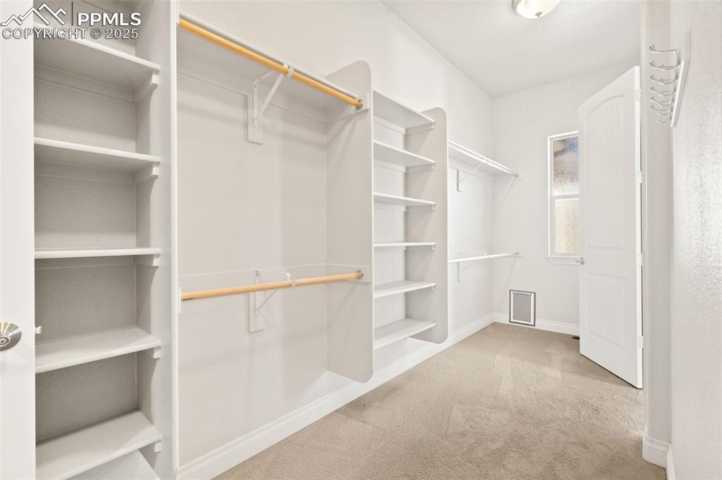 Colorado Springs, Colorado, 80921, United States, 5 Bedrooms Bedrooms, ,4 BathroomsBathrooms,Residential,Active,2002344