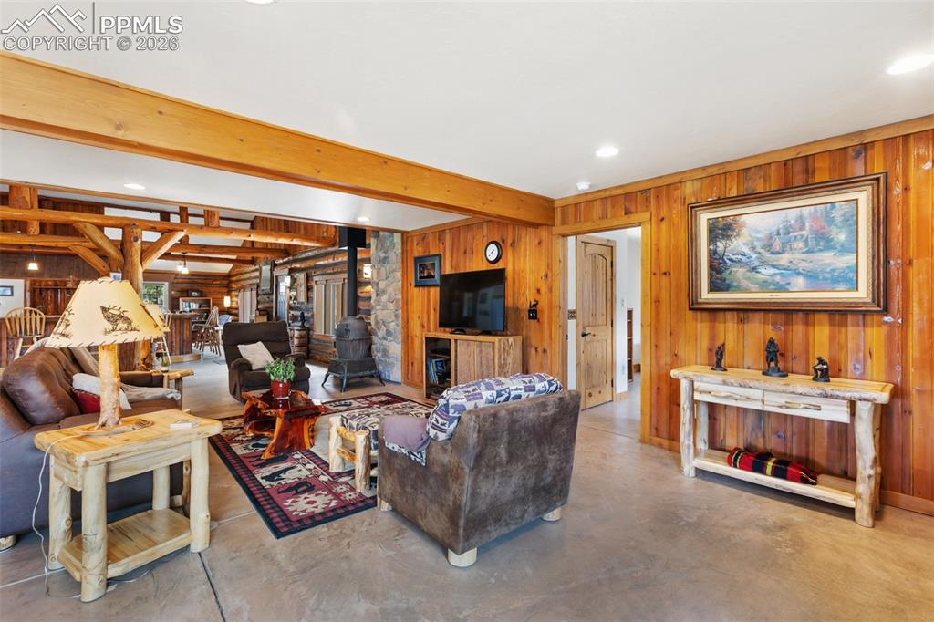 Woodland Park, Colorado, 80863, United States, 2 Bedrooms Bedrooms, ,2 BathroomsBathrooms,Residential,Active,2042677
