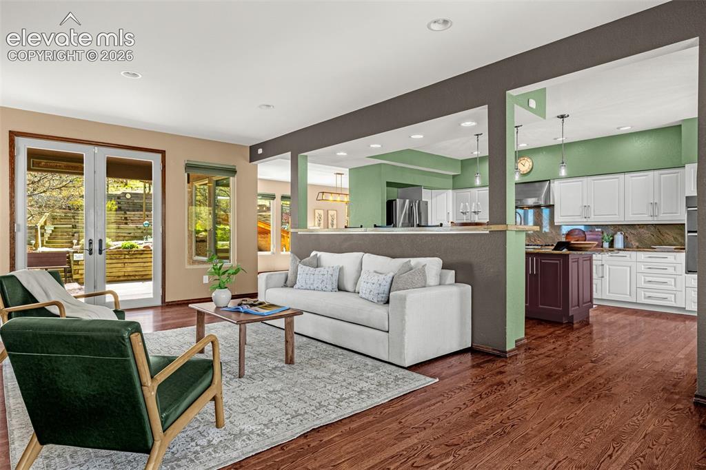 Colorado Springs, Colorado, 80919, United States, 4 Bedrooms Bedrooms, ,4 BathroomsBathrooms,Residential,Active,2052048