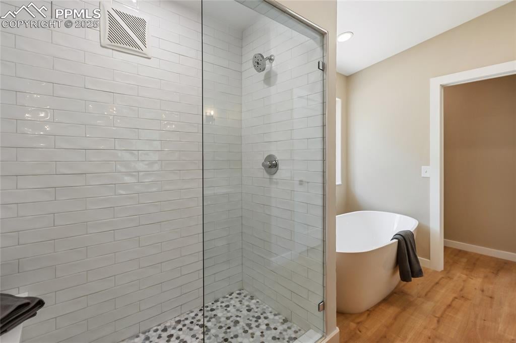 Colorado Springs, Colorado, 80921, United States, 5 Bedrooms Bedrooms, ,4 BathroomsBathrooms,Residential,Active,1992307