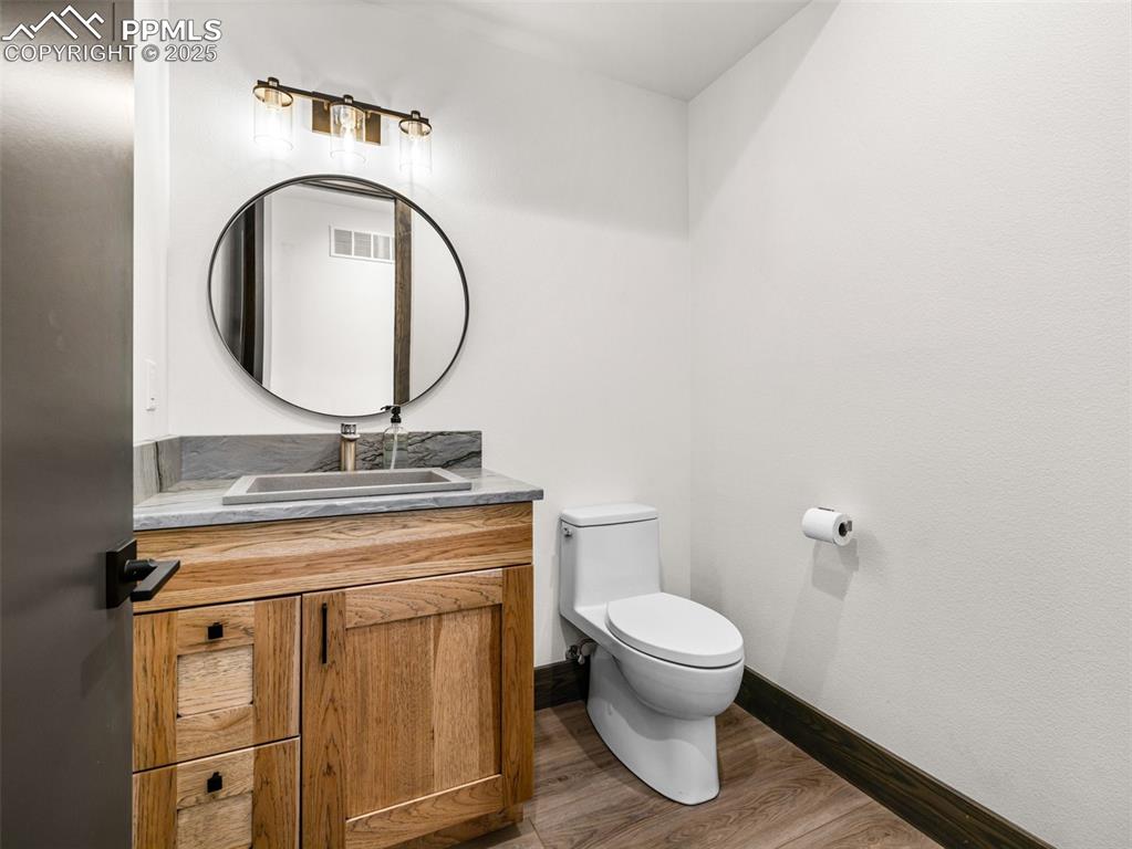 Beulah, Colorado, 81023, United States, 5 Bedrooms Bedrooms, ,5 BathroomsBathrooms,Residential,Active,1922547