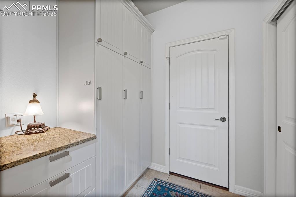 Colorado Springs, Colorado, 80906, United States, 4 Bedrooms Bedrooms, ,4 BathroomsBathrooms,Residential,Active,1914792