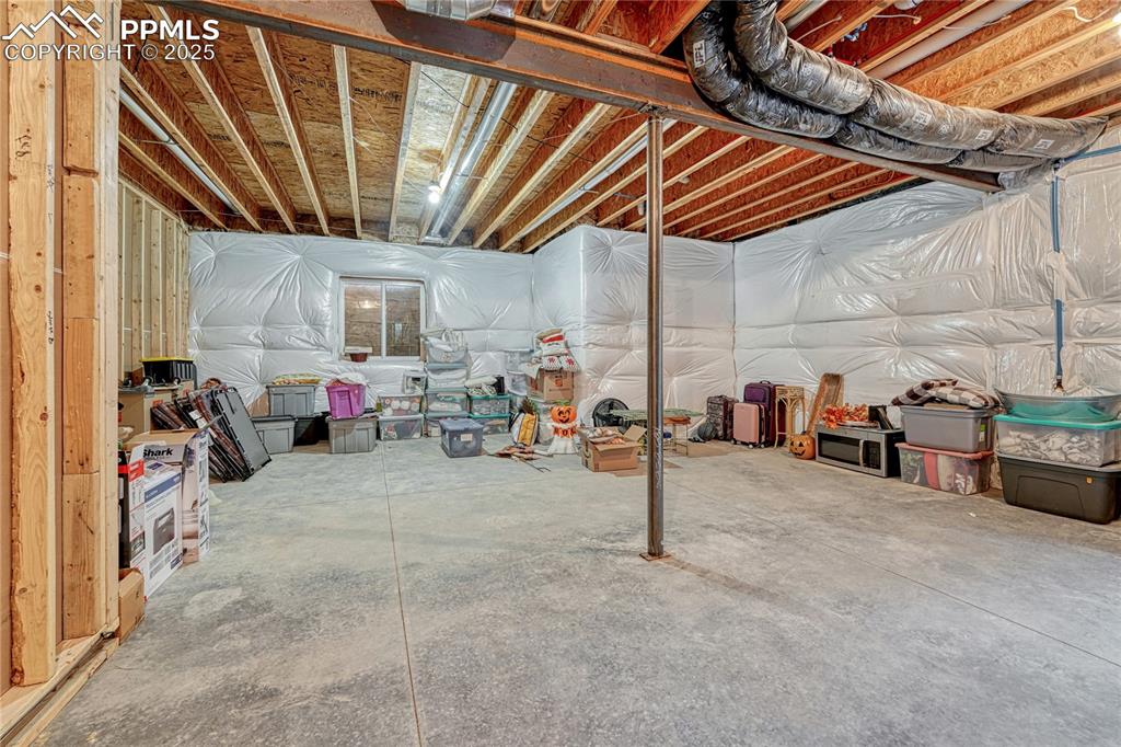 Colorado Springs, Colorado, 80908, United States, 4 Bedrooms Bedrooms, ,4 BathroomsBathrooms,Residential,Active,1992214