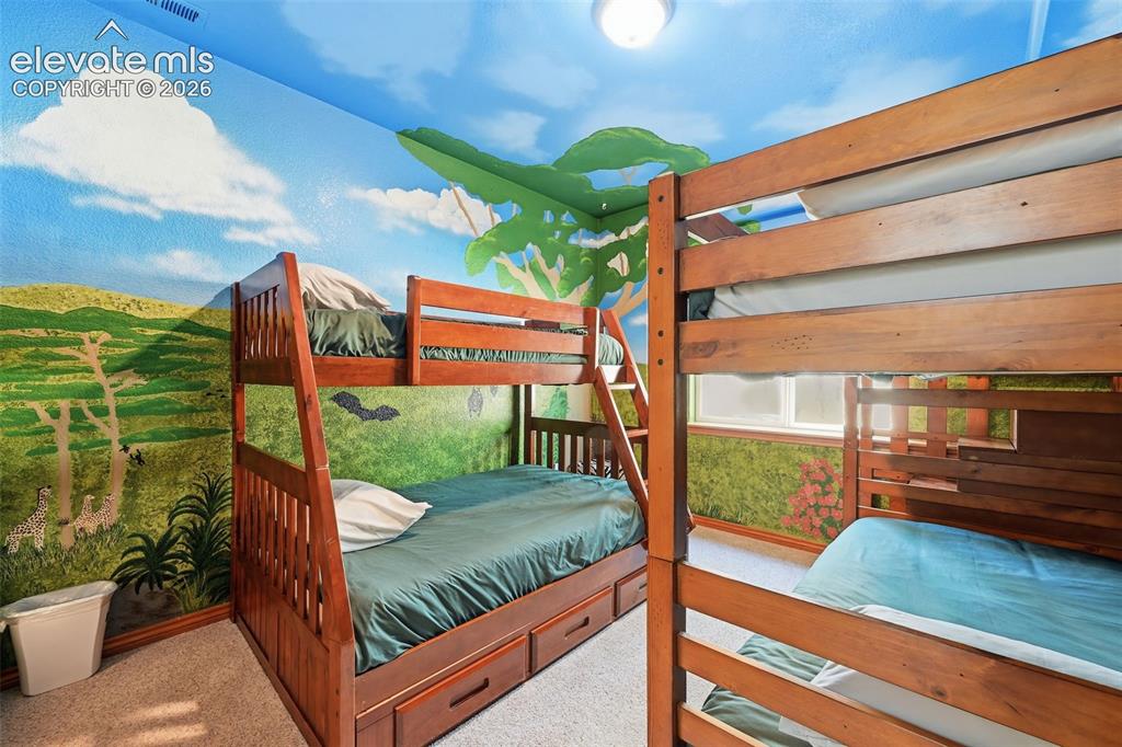Colorado Springs, Colorado, 80908, United States, 6 Bedrooms Bedrooms, ,5 BathroomsBathrooms,Residential,Active,2045782