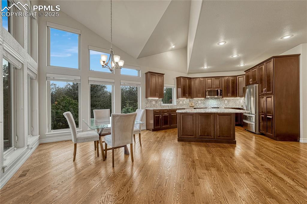 Colorado Springs, Colorado, 80908, United States, ,5 BathroomsBathrooms,Residential,Active,1831816