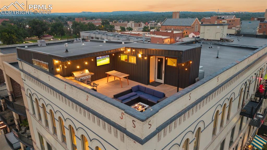 Colorado Springs, Colorado, 80903, United States, 3 Bedrooms Bedrooms, ,3 BathroomsBathrooms,Residential,Active,2010586