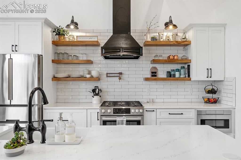 Woodland Park, Colorado, 80863, United States, 4 Bedrooms Bedrooms, ,3 BathroomsBathrooms,Residential,Active,2007934