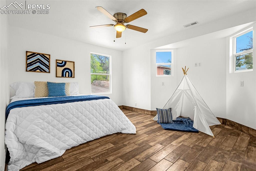 Colorado Springs, Colorado, 80904, United States, 8 Bedrooms Bedrooms, ,5 BathroomsBathrooms,Residential,Active,1810449