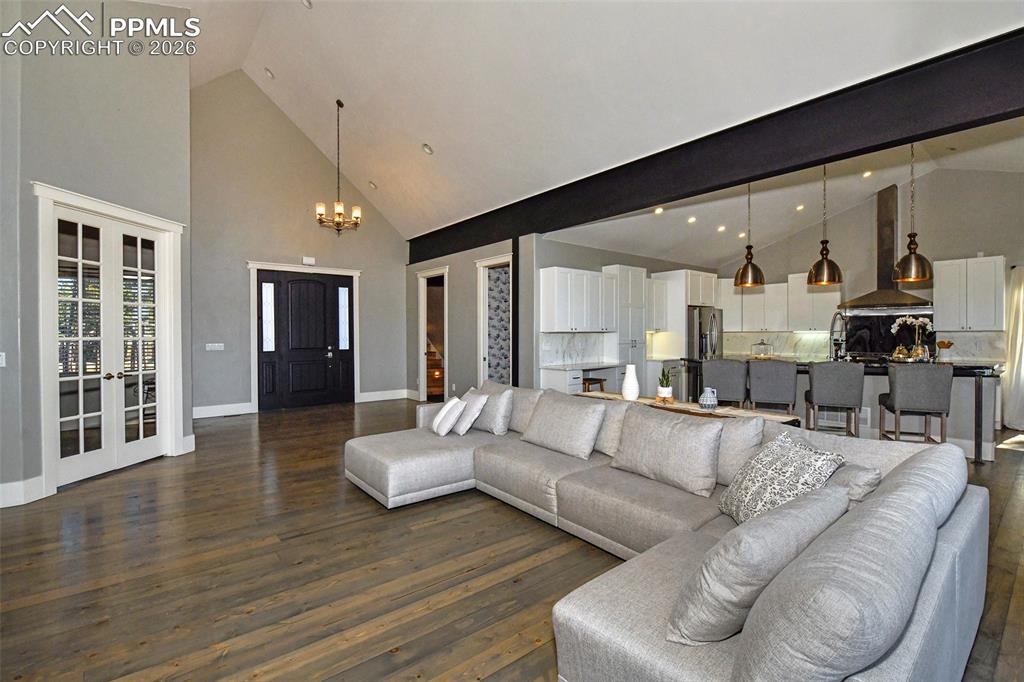 Colorado Springs, Colorado, 80908, United States, 7 Bedrooms Bedrooms, ,7 BathroomsBathrooms,Residential,Active,2015477