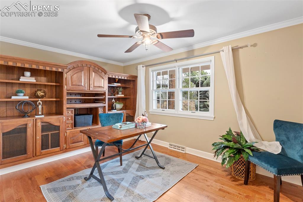 Colorado Springs, Colorado, 80906, United States, 5 Bedrooms Bedrooms, ,5 BathroomsBathrooms,Residential,Active,1998601