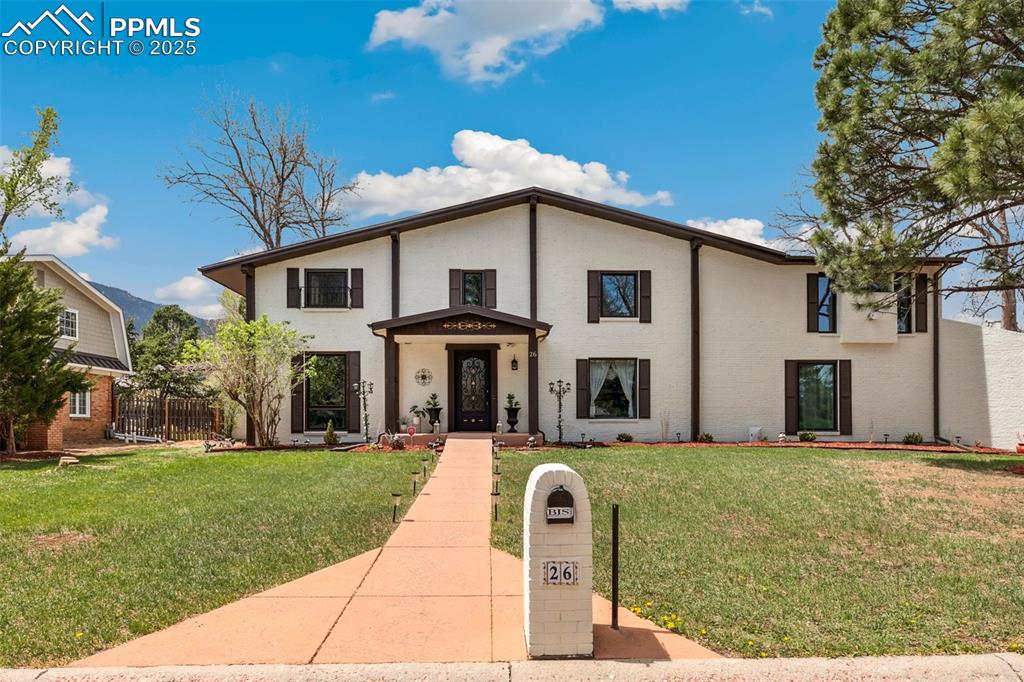 Colorado Springs, Colorado, 80906, United States, 5 Bedrooms Bedrooms, ,6 BathroomsBathrooms,Residential,Active,1992227