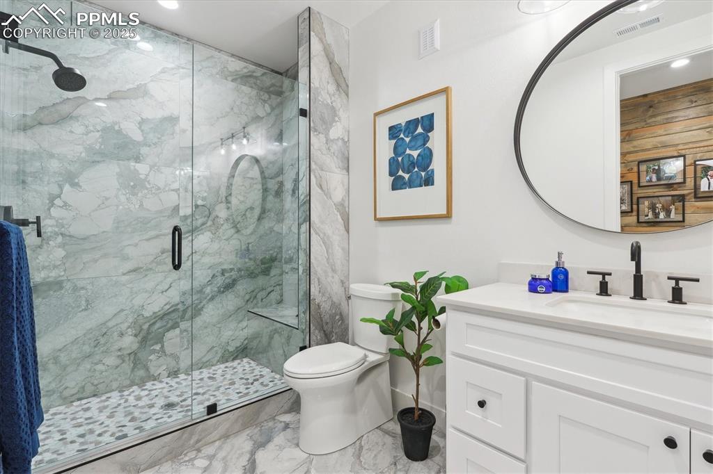 Franktown, Colorado, 80116, United States, 4 Bedrooms Bedrooms, ,5 BathroomsBathrooms,Residential,Active,1968385