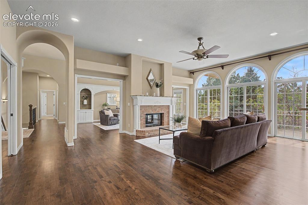 Monument, Colorado, 80132, United States, 6 Bedrooms Bedrooms, ,5 BathroomsBathrooms,Residential,Active,2042660