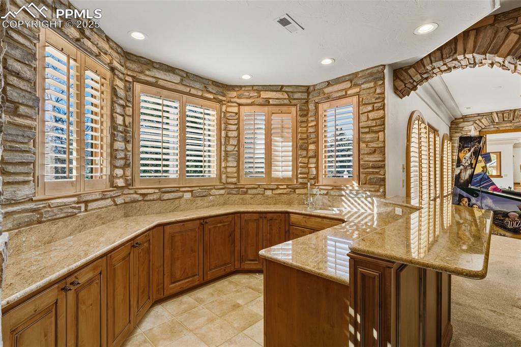 Colorado Springs, Colorado, 80906, United States, 5 Bedrooms Bedrooms, ,8 BathroomsBathrooms,Residential,Active,1992319