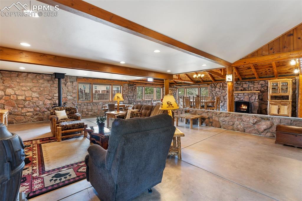 Woodland Park, Colorado, 80863, United States, 2 Bedrooms Bedrooms, ,2 BathroomsBathrooms,Residential,Active,2042677