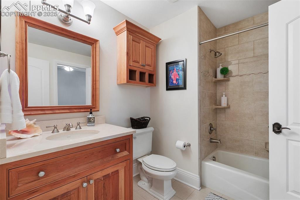 Colorado Springs, Colorado, 80906, United States, 6 Bedrooms Bedrooms, ,6 BathroomsBathrooms,Residential,Active,1880191