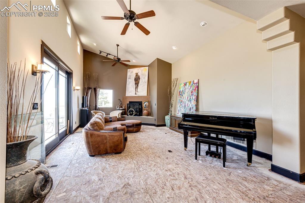 Elbert, Colorado, 80106, United States, 6 Bedrooms Bedrooms, ,7 BathroomsBathrooms,Residential,Active,1952758