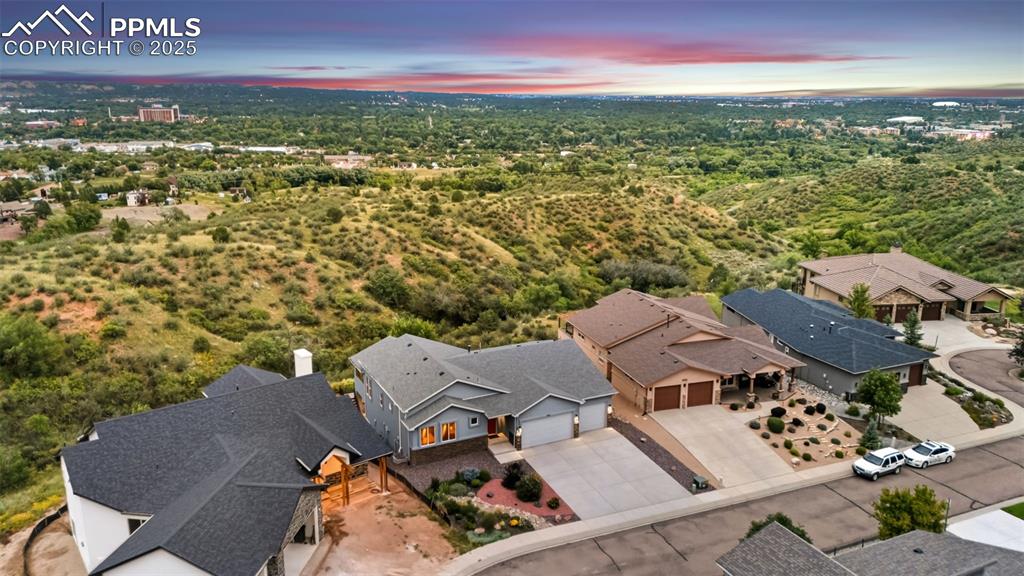 Colorado Springs, Colorado, 80904, United States, 4 Bedrooms Bedrooms, ,5 BathroomsBathrooms,Residential,Active,1992276