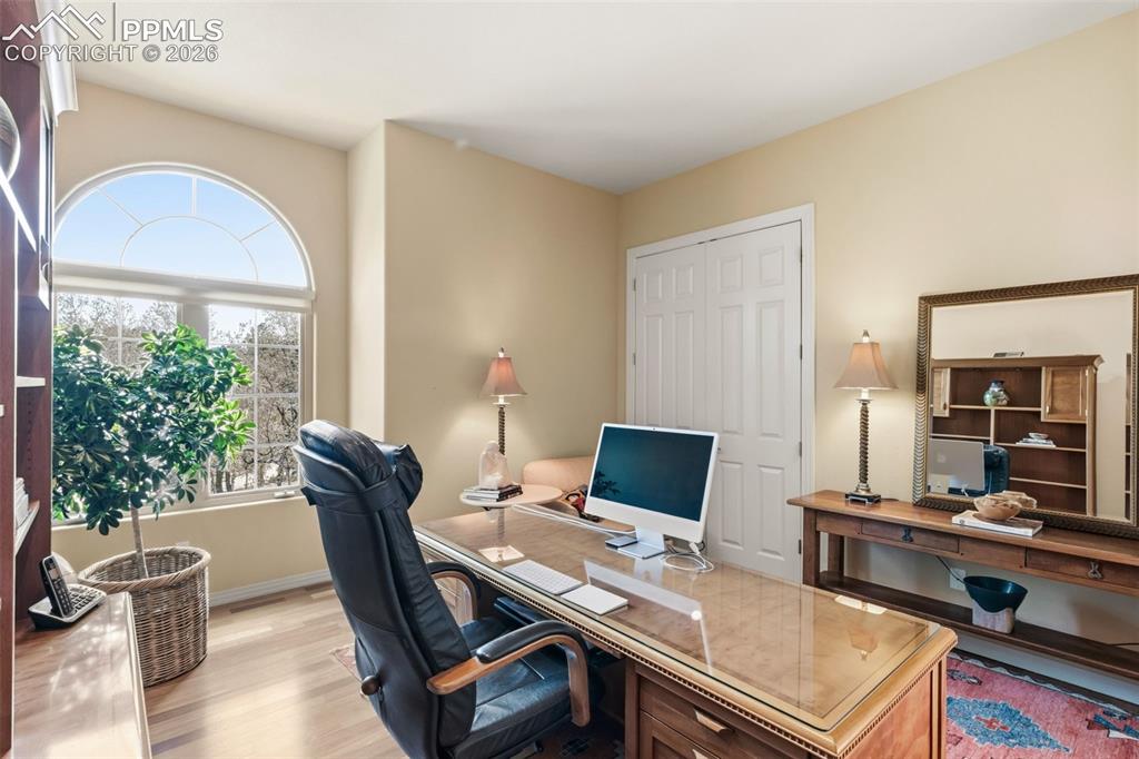 Colorado Springs, Colorado, 80906, United States, 4 Bedrooms Bedrooms, ,3 BathroomsBathrooms,Residential,Active,2045402