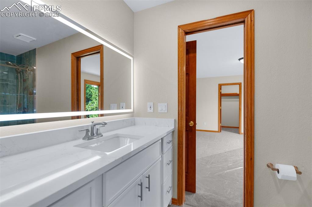 Monument, Colorado, 80132, United States, 5 Bedrooms Bedrooms, ,5 BathroomsBathrooms,Residential,Active,1992275