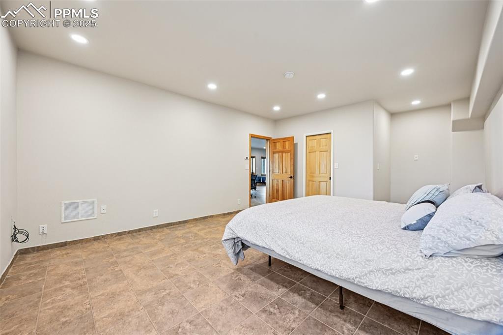 Manitou Springs, Colorado, 80829, United States, 6 Bedrooms Bedrooms, ,6 BathroomsBathrooms,Residential,Active,1997622