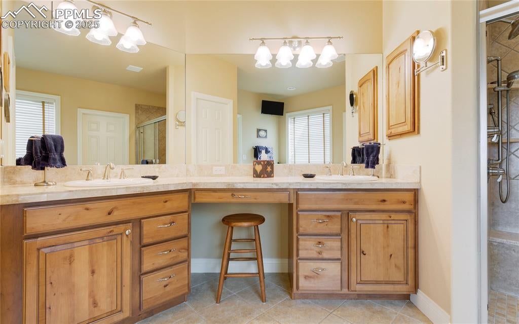 Colorado Springs, Colorado, 80918, United States, 5 Bedrooms Bedrooms, ,4 BathroomsBathrooms,Residential,Active,1909664