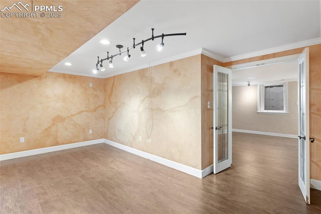 Colorado Springs, Colorado, 80906, United States, 5 Bedrooms Bedrooms, ,5 BathroomsBathrooms,Residential,Active,1998601