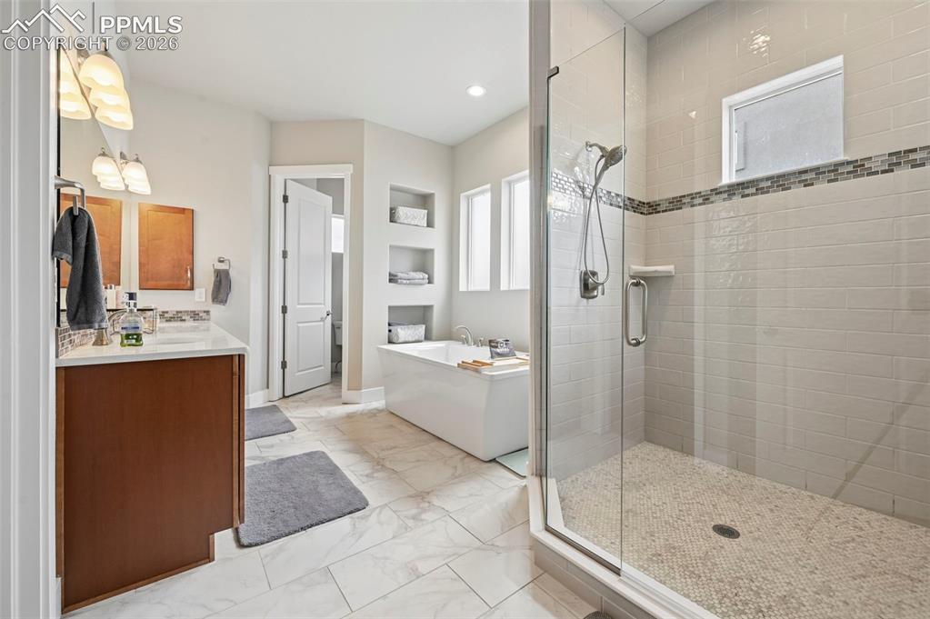 Colorado Springs, Colorado, 80921, United States, 5 Bedrooms Bedrooms, ,5 BathroomsBathrooms,Residential,Active,2044584