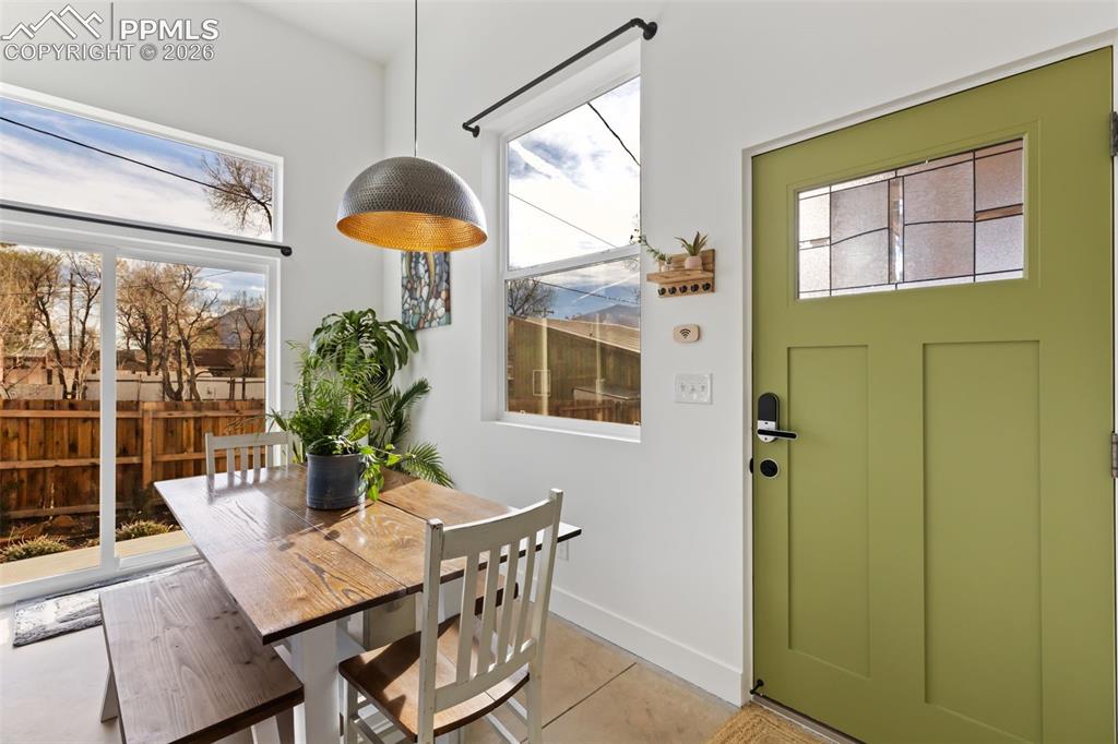 Colorado Springs, Colorado, 80903, United States, 2 Bedrooms Bedrooms, ,2 BathroomsBathrooms,Residential,Active,2045029