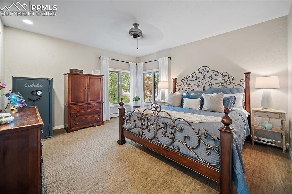 Colorado Springs, Colorado, 80908, United States, 5 Bedrooms Bedrooms, ,5 BathroomsBathrooms,Residential,Active,1954015