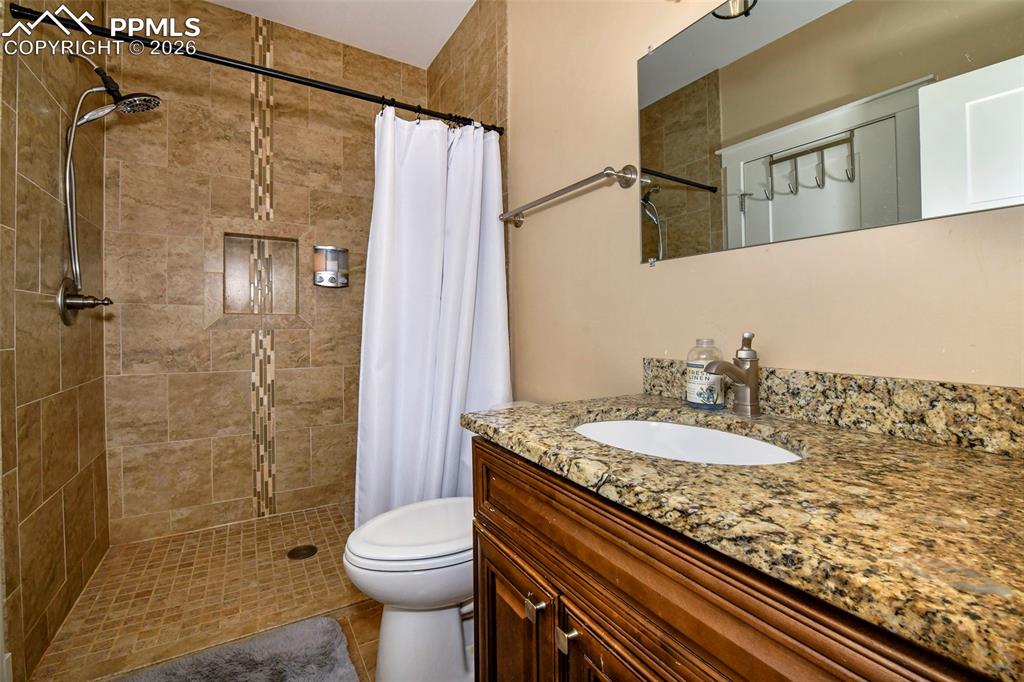 Colorado Springs, Colorado, 80908, United States, 7 Bedrooms Bedrooms, ,7 BathroomsBathrooms,Residential,Active,2015477