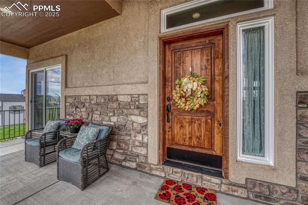 Colorado Springs, Colorado, 80908, United States, 4 Bedrooms Bedrooms, ,4 BathroomsBathrooms,Residential,Active,1992214