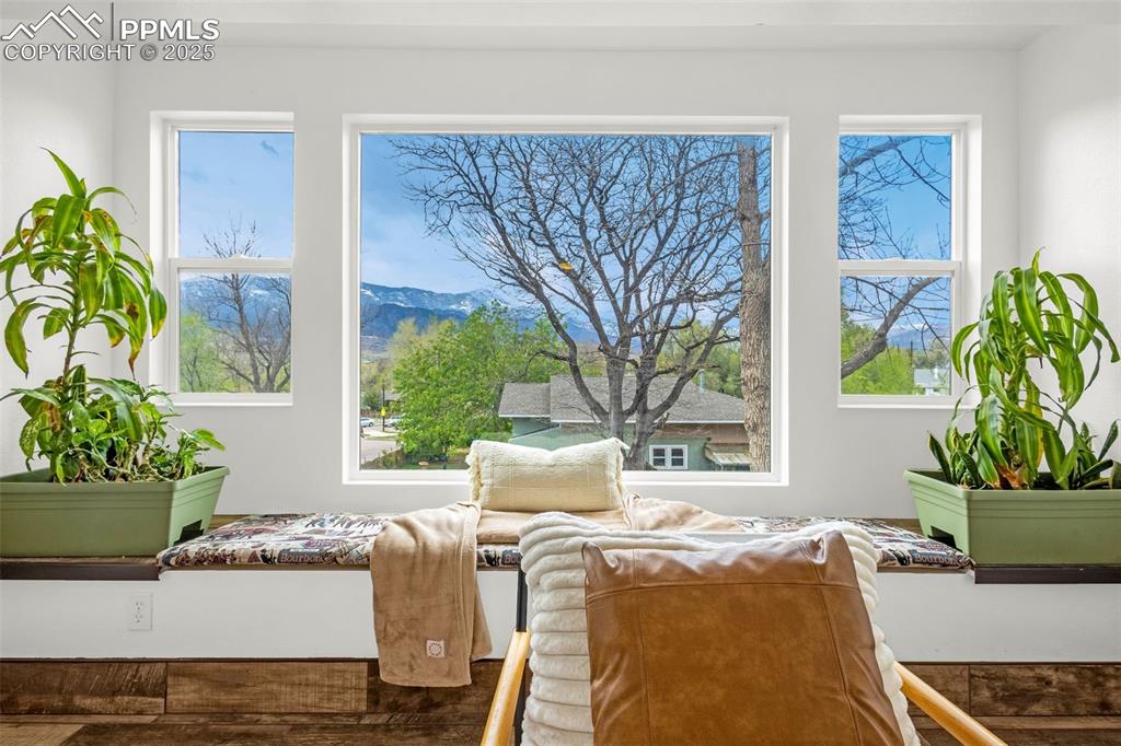 Colorado Springs, Colorado, 80904, United States, 8 Bedrooms Bedrooms, ,5 BathroomsBathrooms,Residential,Active,1810449
