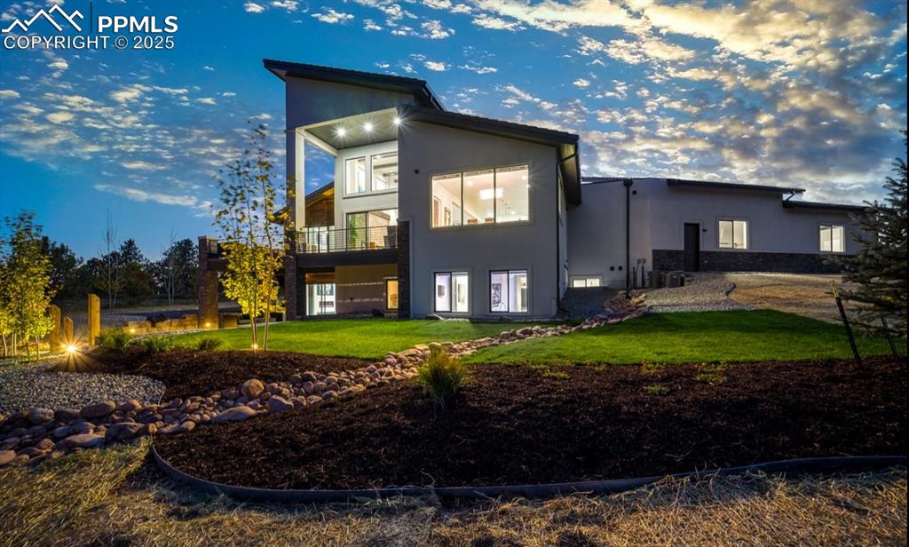 Colorado Springs, Colorado, 80908, United States, 5 Bedrooms Bedrooms, ,6 BathroomsBathrooms,Residential,Active,1936163