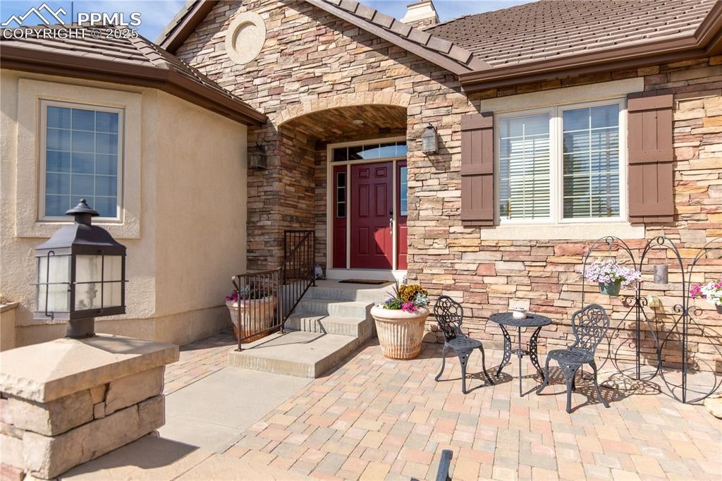 Colorado Springs, Colorado, 80918, United States, 5 Bedrooms Bedrooms, ,4 BathroomsBathrooms,Residential,Active,1909664