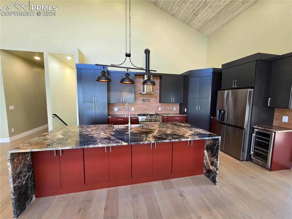 Trinidad, Colorado, 81082, United States, 4 Bedrooms Bedrooms, ,3 BathroomsBathrooms,Residential,Active,1992232