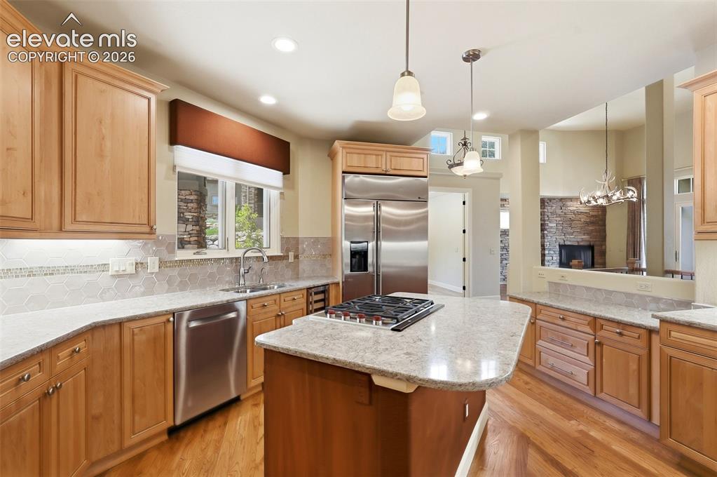 Colorado Springs, Colorado, 80906, United States, 2 Bedrooms Bedrooms, ,4 BathroomsBathrooms,Residential,Active,2052139