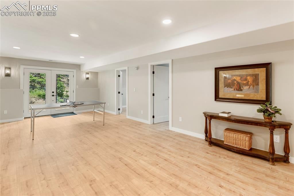 Colorado Springs, Colorado, 80921, United States, 5 Bedrooms Bedrooms, ,4 BathroomsBathrooms,Residential,Active,1992307