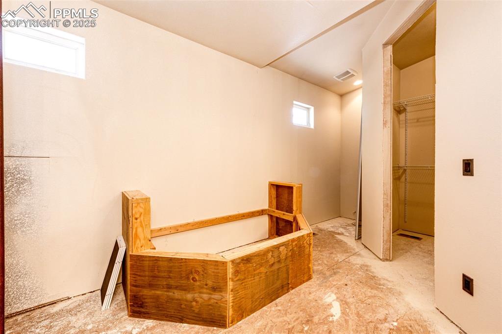 Elbert, Colorado, 80106, United States, 6 Bedrooms Bedrooms, ,7 BathroomsBathrooms,Residential,Active,1952758